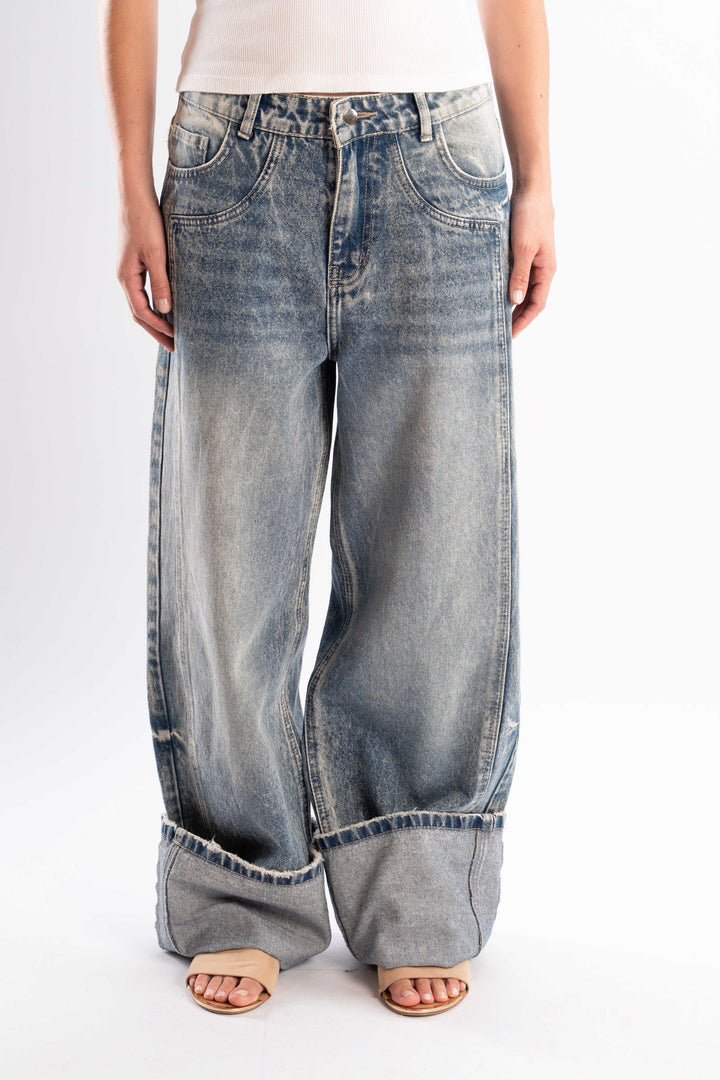 Everyday Wide Leg Jeans