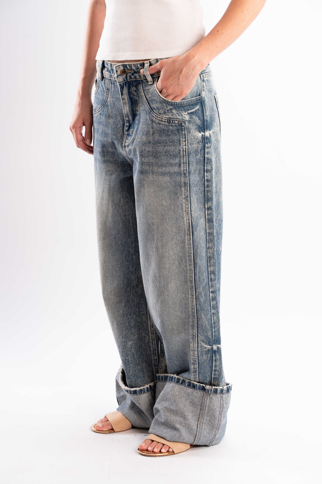 Everyday Wide Leg Jeans